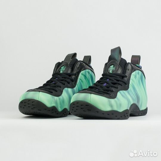 Nike Air Foamposite One Glow