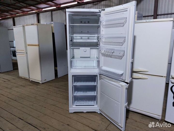 Холодильник бу Hotpoint-Ariston ecft1813.06