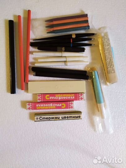 Ручки карандаши пенал линейки СССР советские