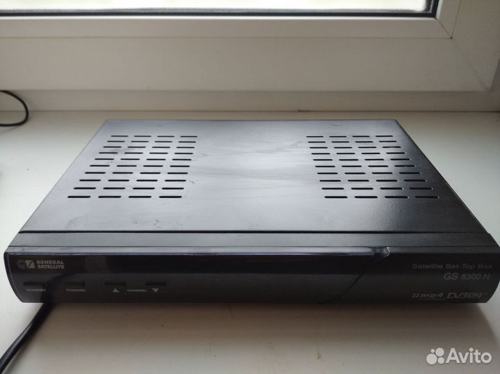 Спутниковый ресивер GS 8300N
