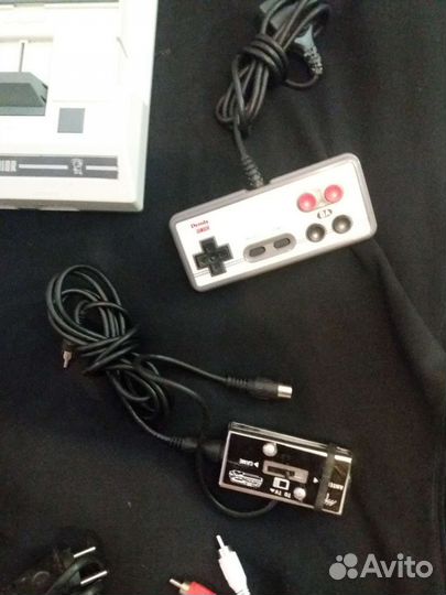 Игровая приставка Dendy Junior