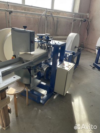 Станок для производства бумажных салфеток