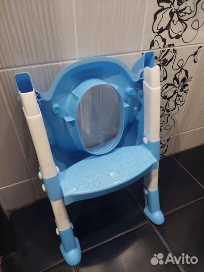 Детское сиденье для унитаза