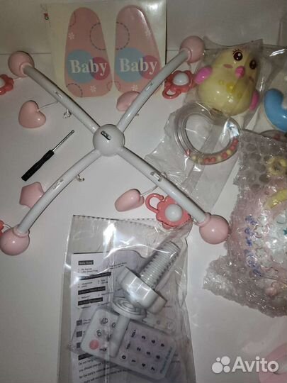 Мобиль в кроватку новый