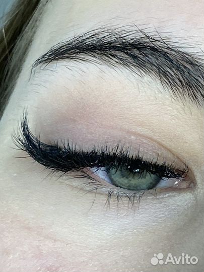 Наращивание ресниц/Оформление бровей