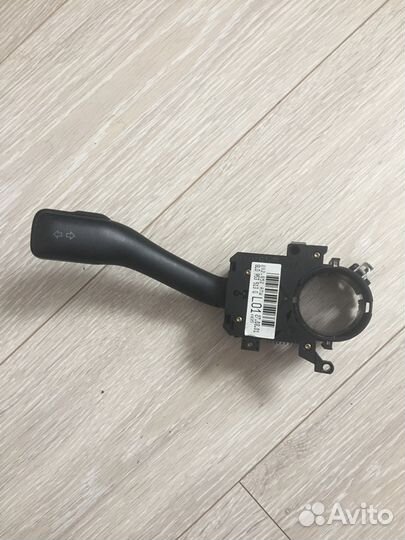 Подрулевой переключатель