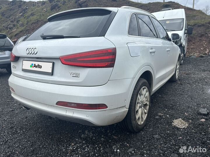 Audi Q3 2.0 AMT, 2012, битый, 120 000 км
