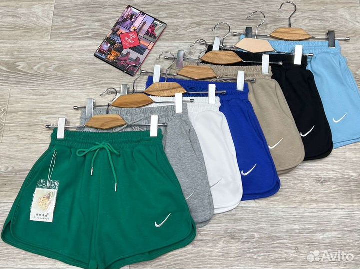 Шорты женские