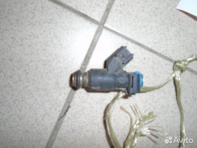 Форсунка инжекторная Chevrolet Lacetti J200 2003