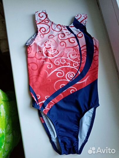 Купальник для девочки 122 128 новый