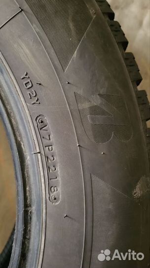 Bridgestone Ice Cruiser 7000S 225/65 R17 102T