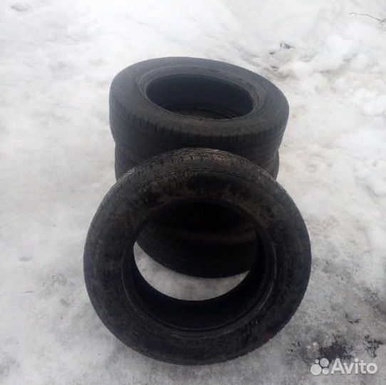 Continental Conti.eContact 215/65 R16