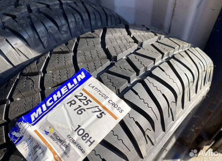 Michelin Latitude Cross 225/75 R16 108H