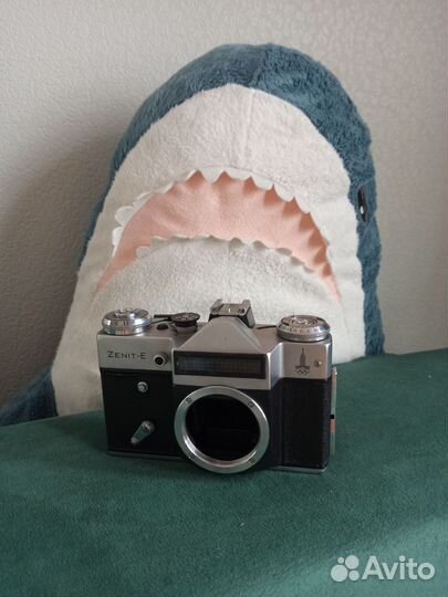 Плёночный фотоаппарат Зенит тушка