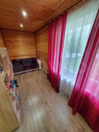 Коттедж 140 м² на участке 8 сот.