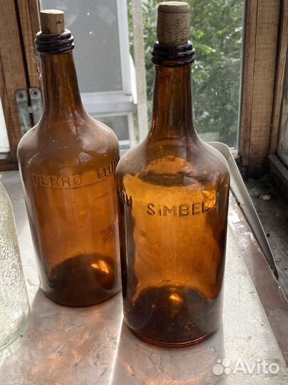 Антикварная бутылка