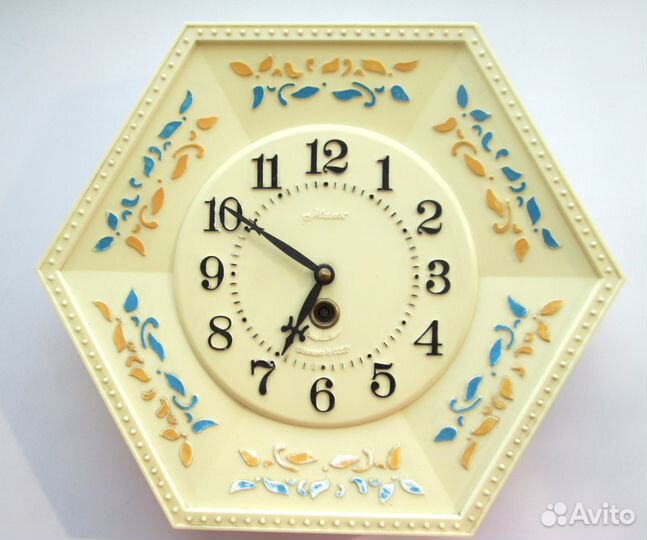 Часы механические СССР