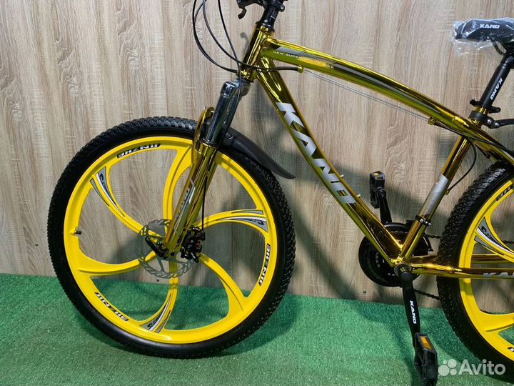 Велосипед взрослый 24 скорости золотой