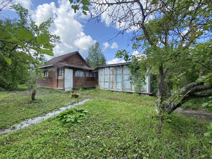 Дача 25 м² на участке 10,5 сот.