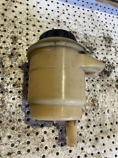 Бачок гур Chevrolet Lanos