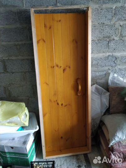 Дверь деревянная в парилку