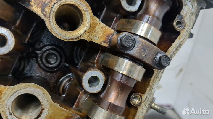 Головка блока (ГБЦ) Chevrolet Lacetti, 2002