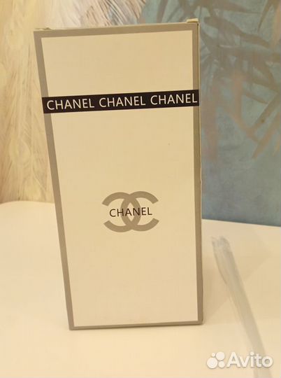 Стакан Шанель с трубочкой