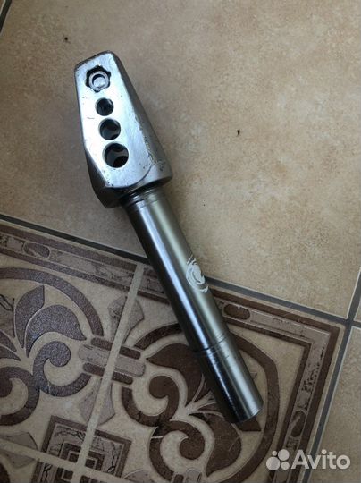 Вилка для трюкового самоката