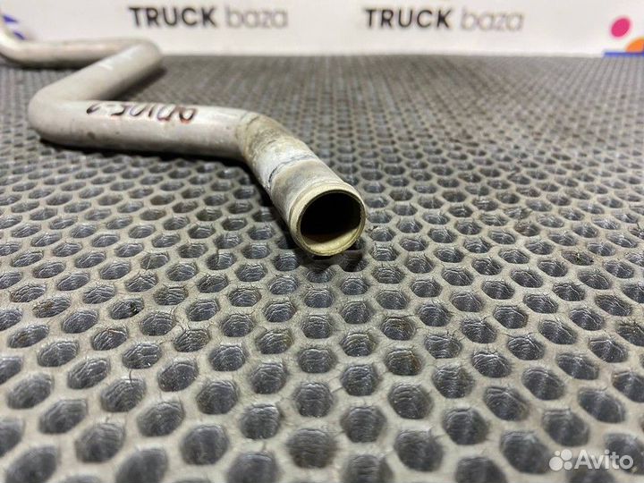 81619600675 Трубка отопителя