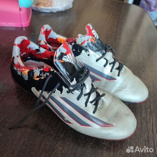 Футбольные бутсы adidas, 36,22см