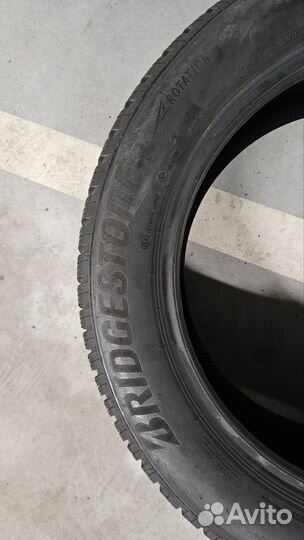 Bridgestone Blizzak LM-005 235/55 R19 105V