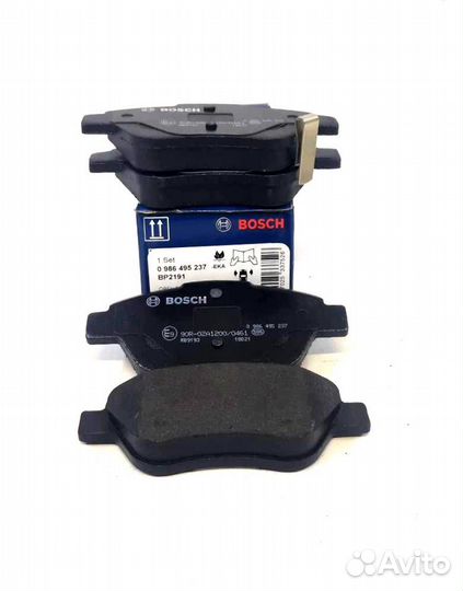 Колодки тормозные передние Опель Корса D