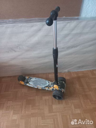 Самокат детский трехколесный бу