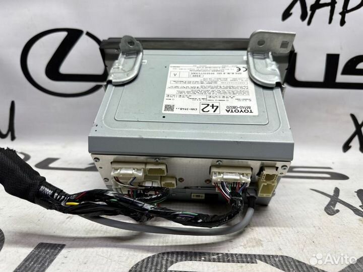 Магнитола Toyota Sienna 2010-2019