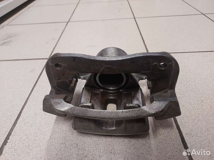 Суппорт toyota 47730-48130