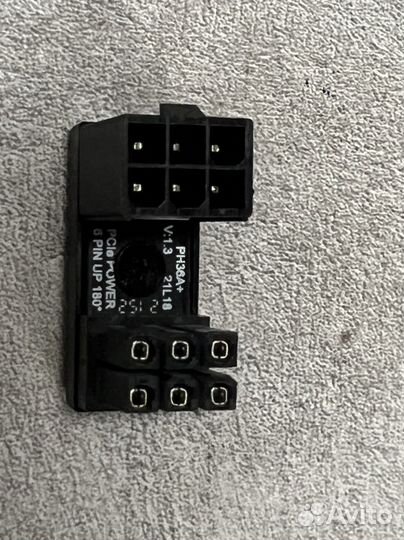 Угловой переходник питания видеокарты