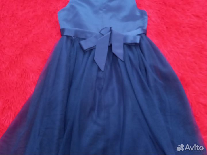 Шикарное платье для девочки р-р 134