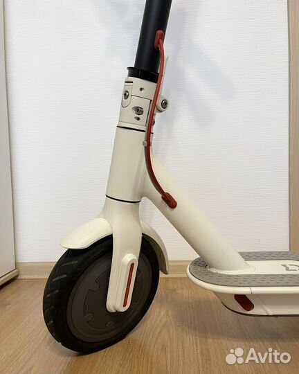Электрический самокат Xiaomi M365