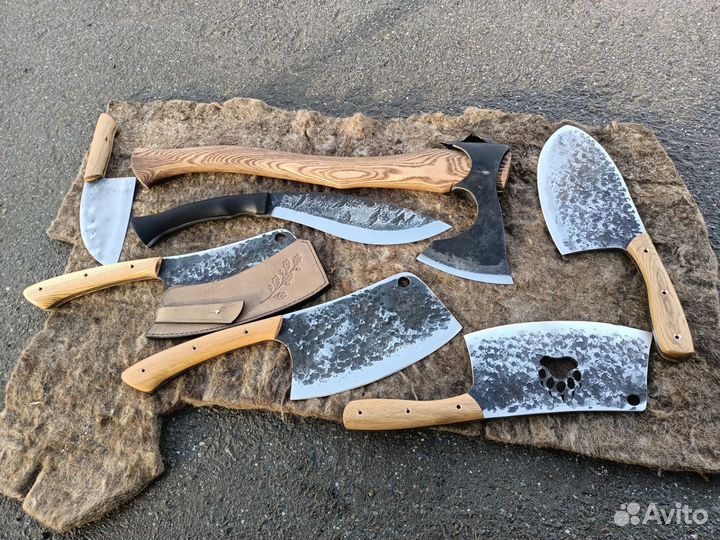 Кованные ножи.топоры.тяпки