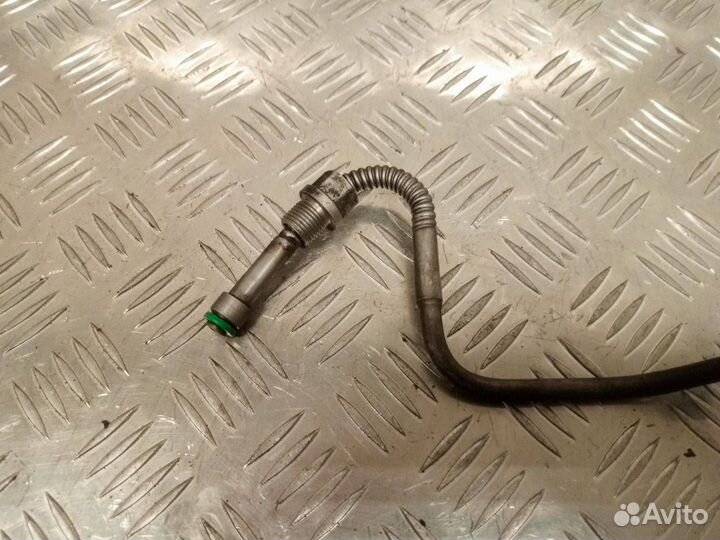 Масляная трубка турбины (подача) Renault Megane 2