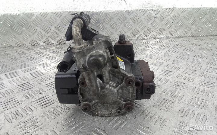 Насос топливный (тнвд) Volkswagen Passat