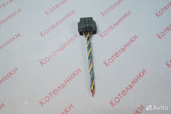 Nissan 22100-1N510 Разъем трамблера