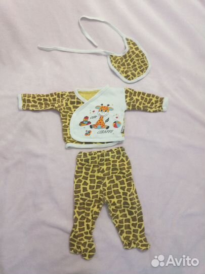 Набор костюмчик,шапочка,слюнявчик 1-3 месяца