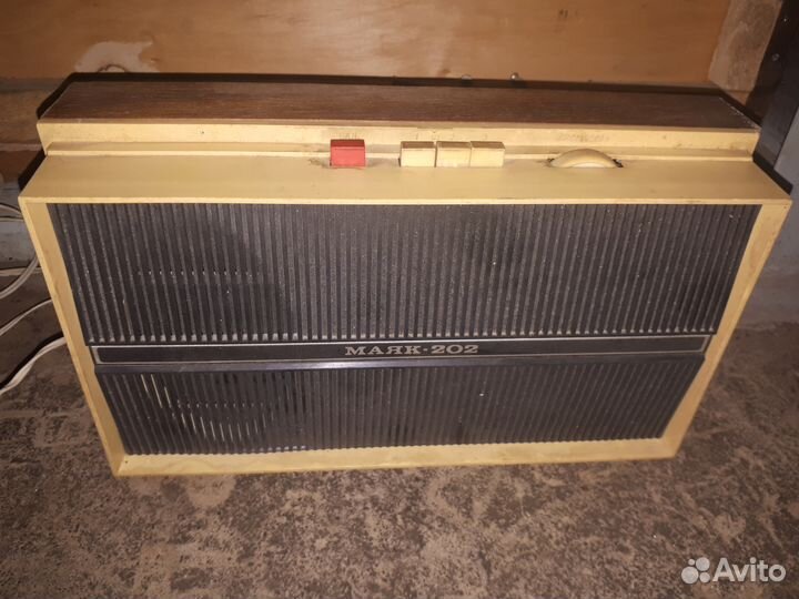 Трехпрограммный приемник Маяк-202