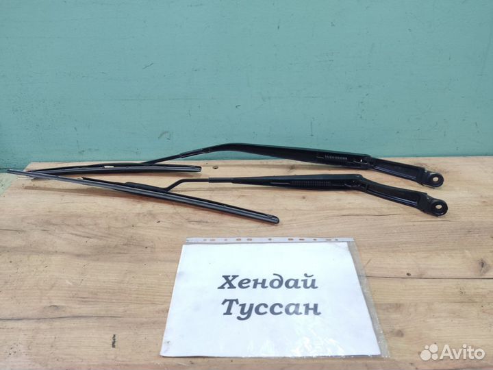 Щёткодержатель пер. Hyundai Tucson, 2006г