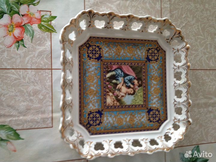 Тарелка, ваза для цветов фарфор лепнина Fenix