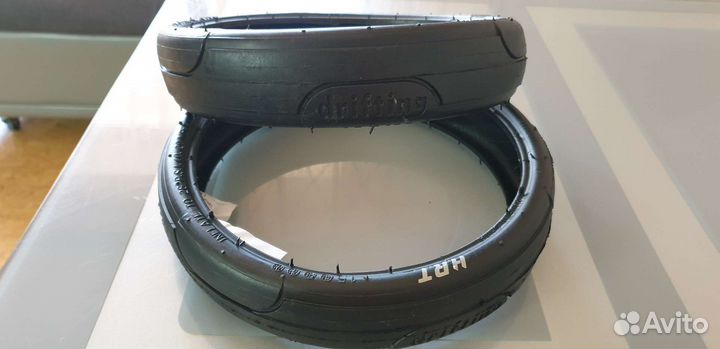 Шины (покрышки) для коляски новые, 2 шт