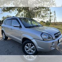 Hyundai Tucson 2.0 AT, 2008, 215 000 км, с пробегом, цена 975 000 руб.