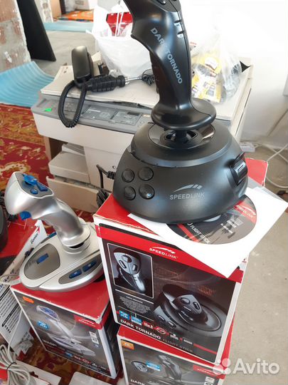 Джойстики Genius и Speedlink