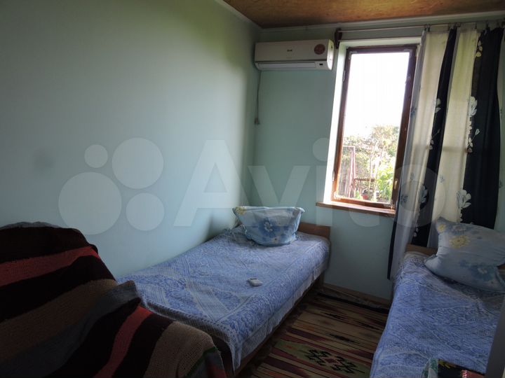 Комната 20 м² в 2-к., 1/1 эт.